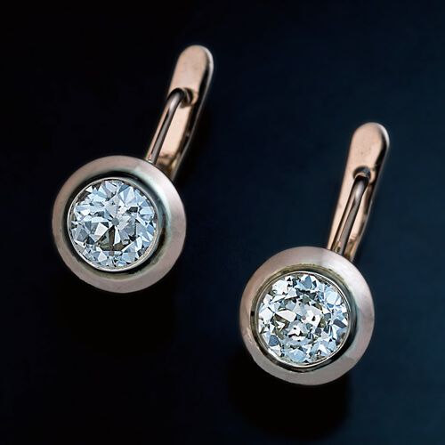 Pendientes vintage de diamantes solitarios en oro rosa