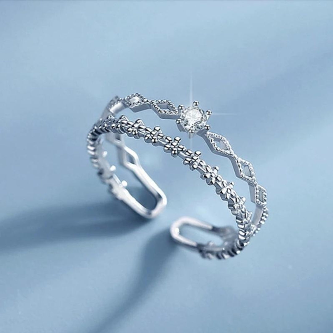 Anillo de circonita ajustable en plata