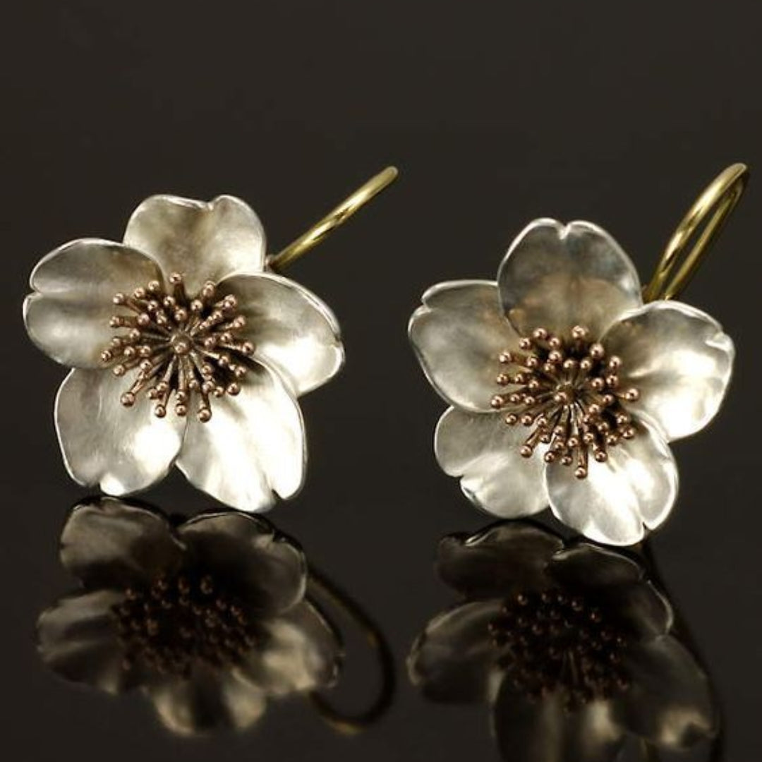 Pendientes vintage de plata y oro con flores