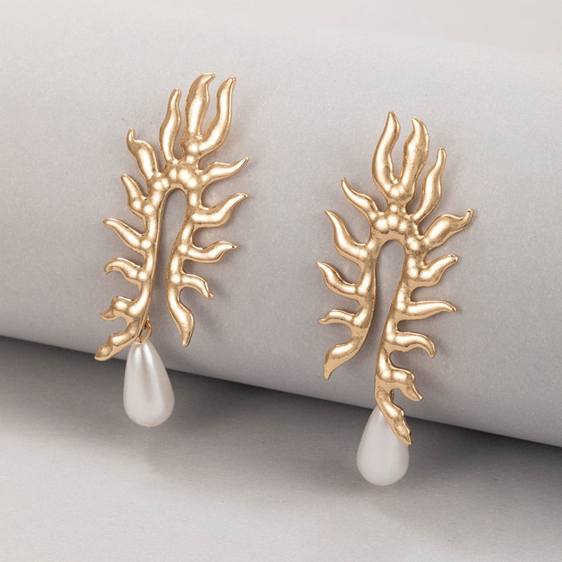 Pendientes de coral con acabado de perla de agua dulce