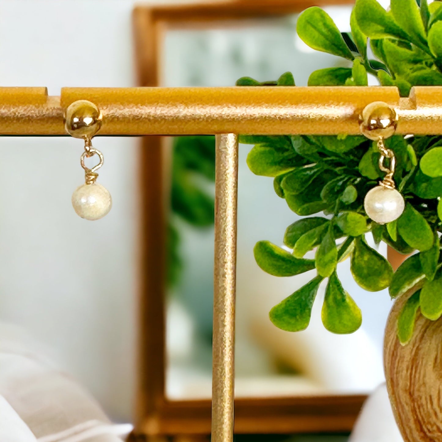 Mini pendientes de perlas de agua dulce