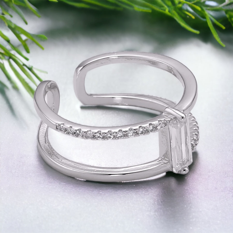 Livia Baguette Ring - Gold or Silver
