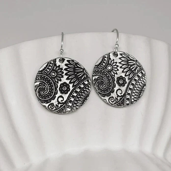 Boucles d'oreilles vintage arrondies mandala argentées