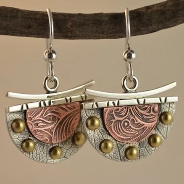 Boucles d'oreilles vintage en forme de croissant marron