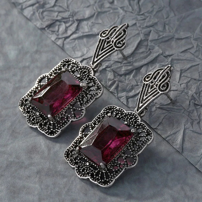 Pendientes vintage de plata con piedras preciosas rojas