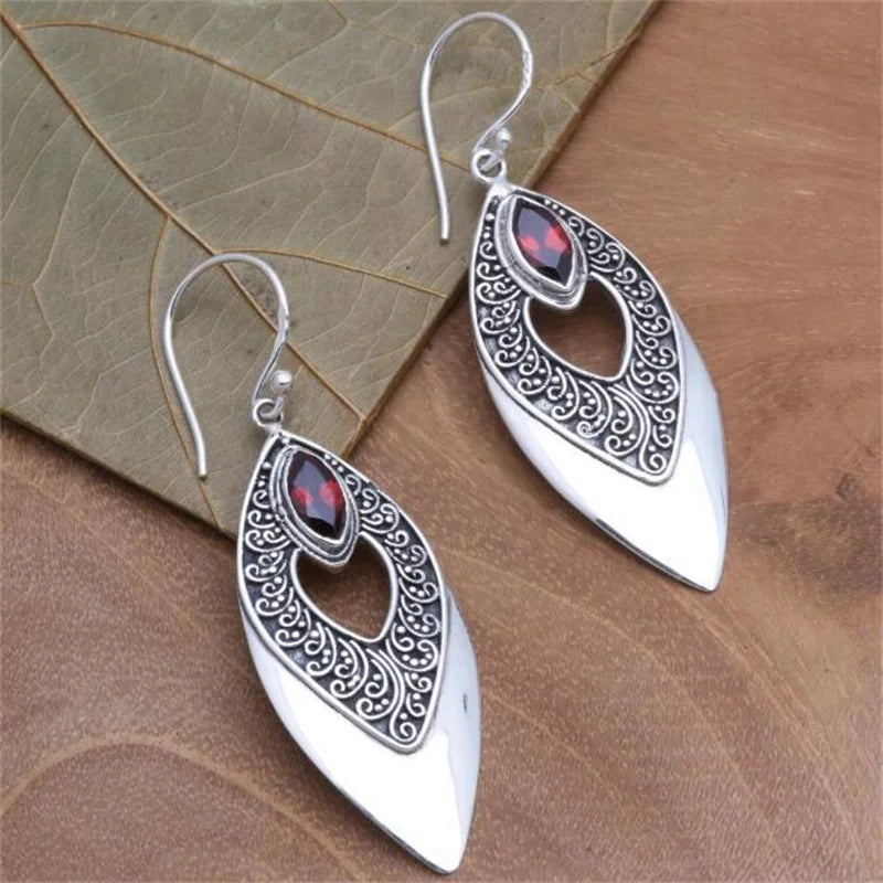 Boucles d'oreilles vintage en argent et rouge en forme de larme