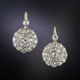 Pendientes vintage redondos y brillantes