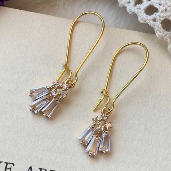 Pendientes colgantes vintage de cristal dorado