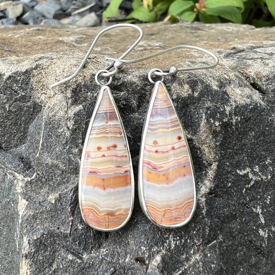 Pendientes vintage de piedra del desierto