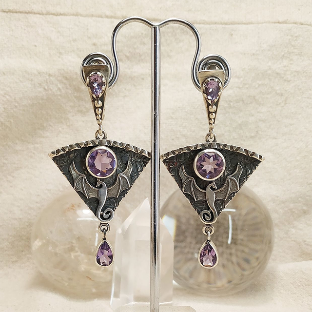 Pendientes vintage de plata y circonita morada
