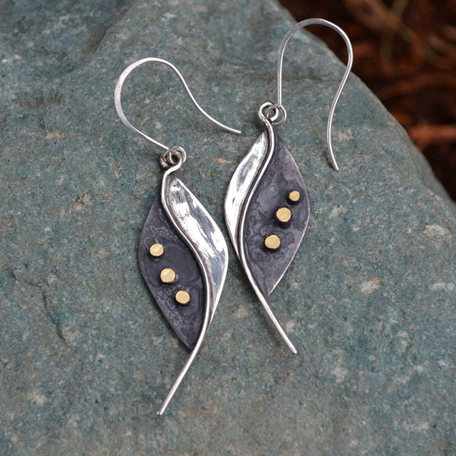 Pendientes vintage de hoja antigua en plata