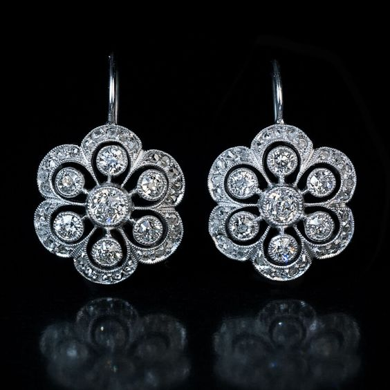 Pendientes vintage de plata con mandala de cristal