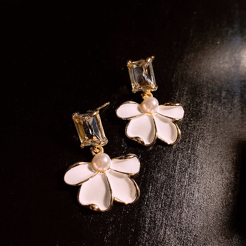 Pendientes de Perlas con Pétalos de Oro Blanco