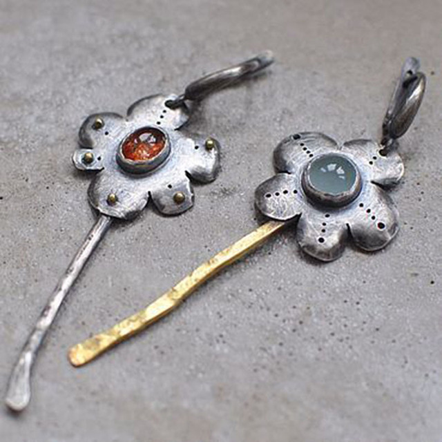 Pendientes vintage de flores de cristal