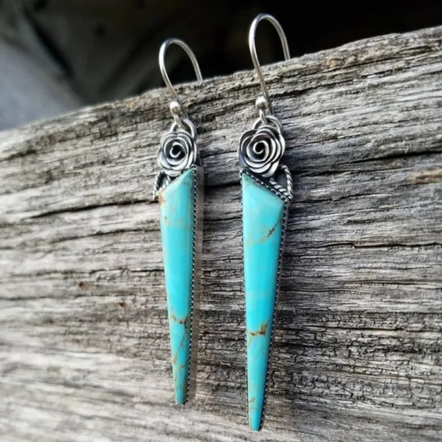 Pendientes vintage de piedra turquesa puntiaguda