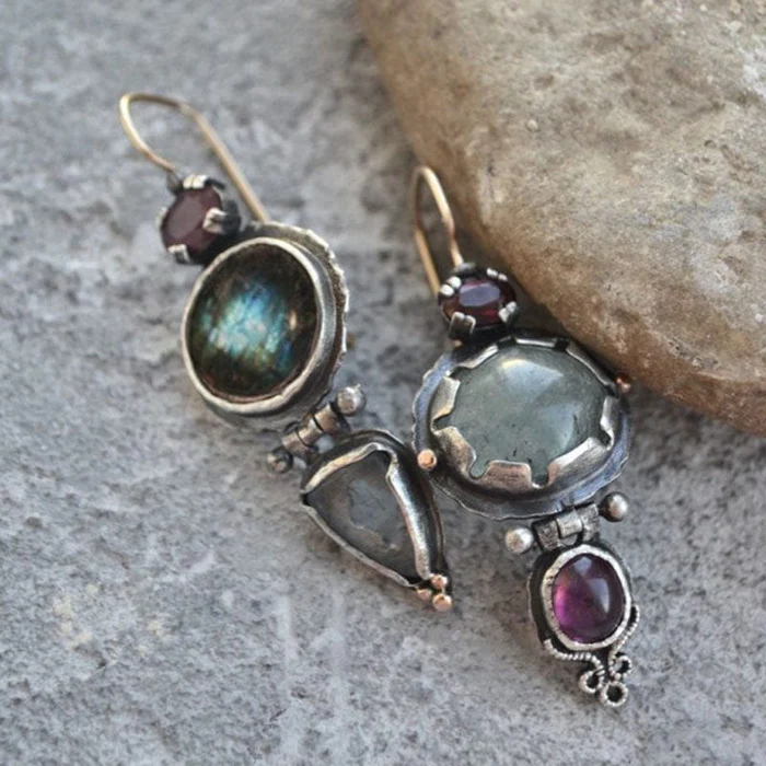Pendientes vintage de cristal verde y morado