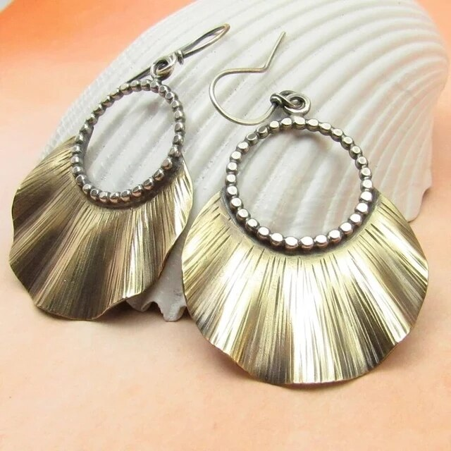 Boucles d'oreilles vintage dorées