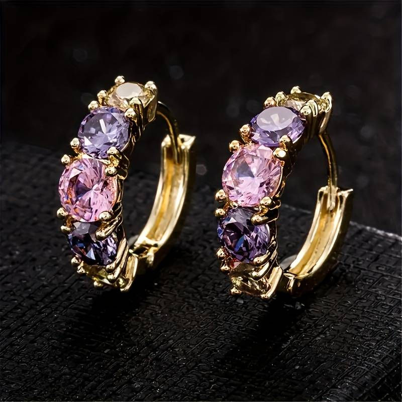 Elegantes pendientes de cristal violeta