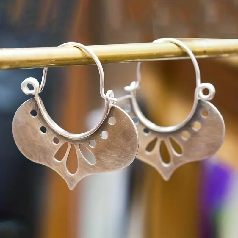 Pendientes huecos de plata vintage
