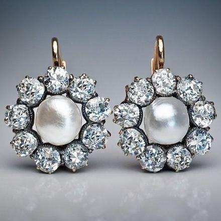 Pendientes vintage de circonita y perla con estrella