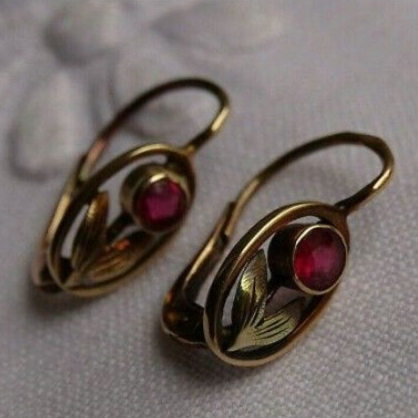 Pendientes vintage de flores rojas