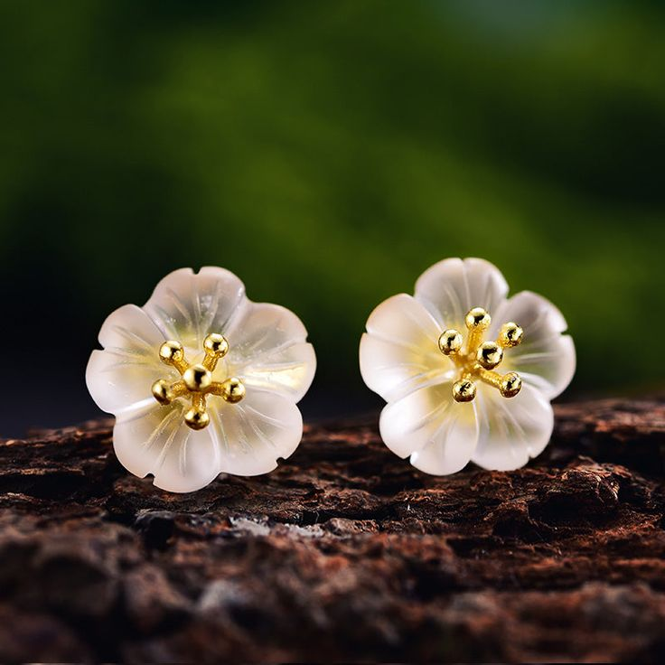 Boucles d'oreilles vintage White Blossom en or