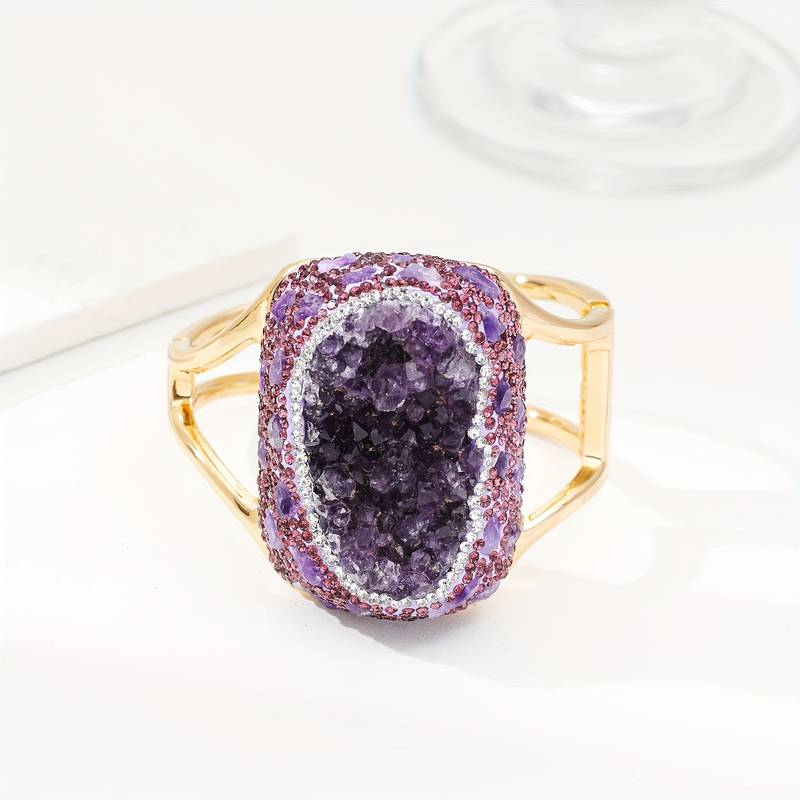 Anillo vintage de oro morado brillante