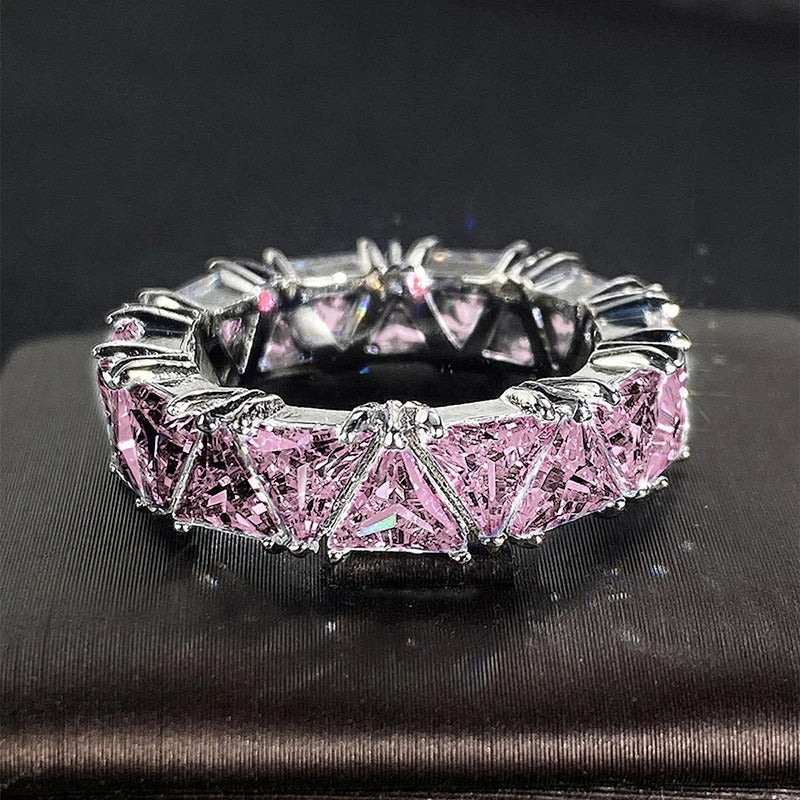 Bague triangulaire vintage en argent et rose scintillant