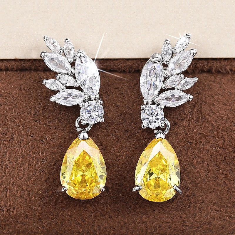 Boucles d'oreilles pendantes en zircon jaune vif en forme de poire