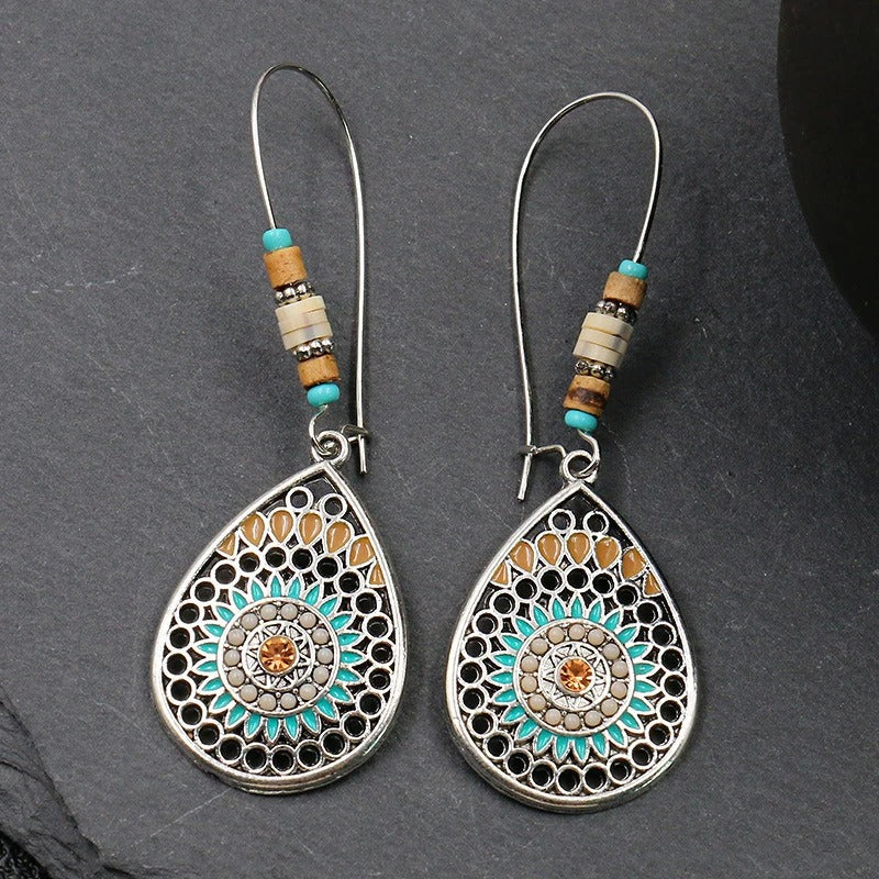 Pendientes colgantes vintage de plata con turquesa y cuentas
