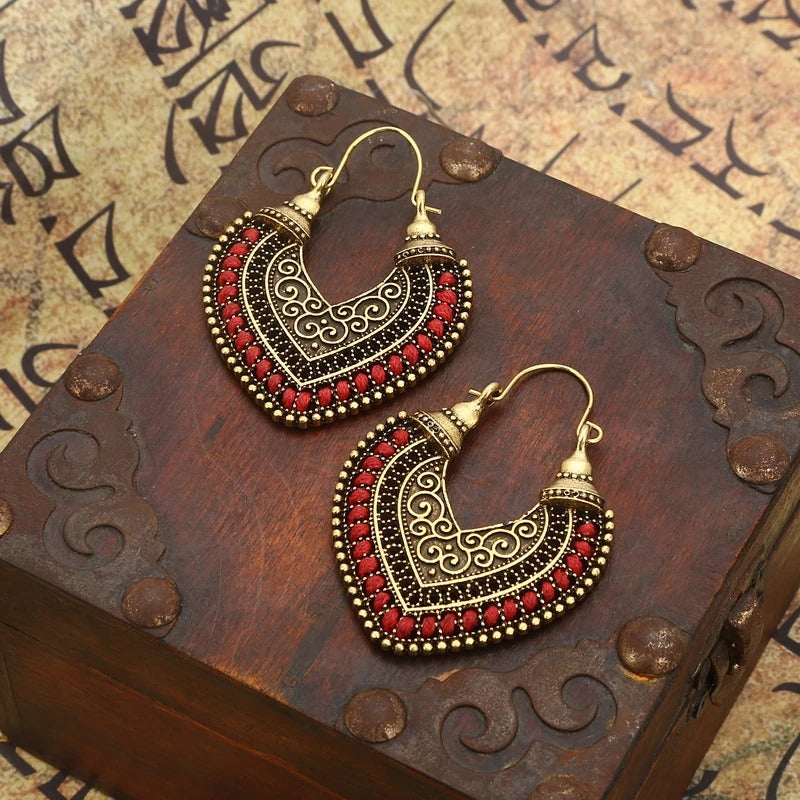 Pendientes de aro tribales vintage dorados y rojos