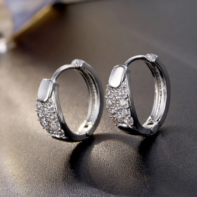 Boucles d'oreilles créoles vintage en argent avec incrustation de pierres précieuses