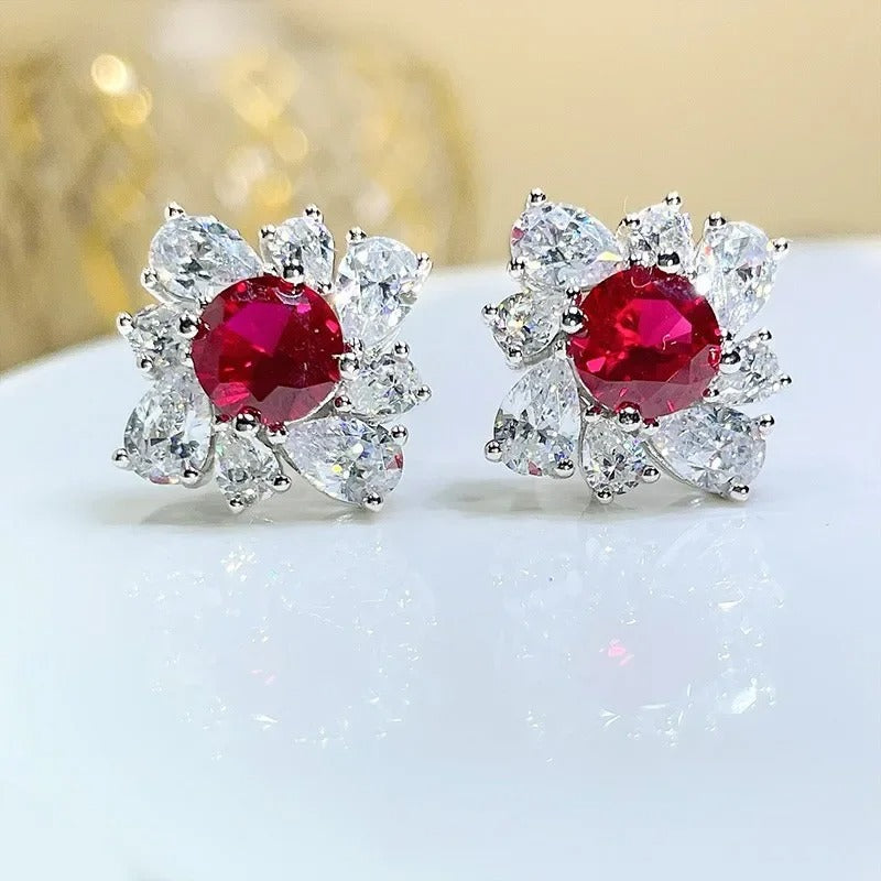 Pendientes vintage con brillantes rojos