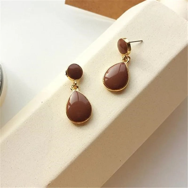 Pendientes colgantes vintage dorados y marrones