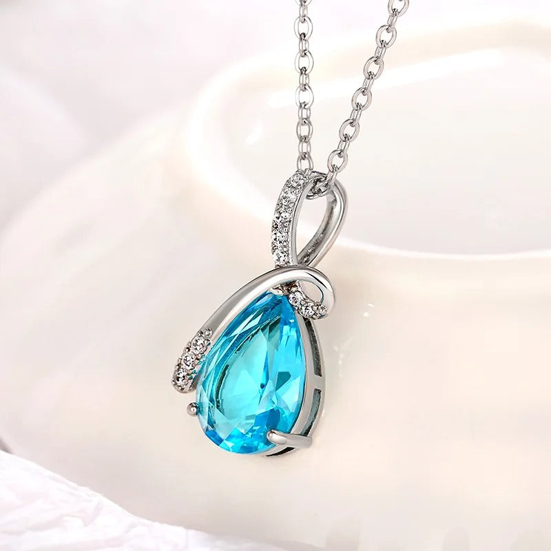 Vintage Silver Teardrop Aqua Necklace