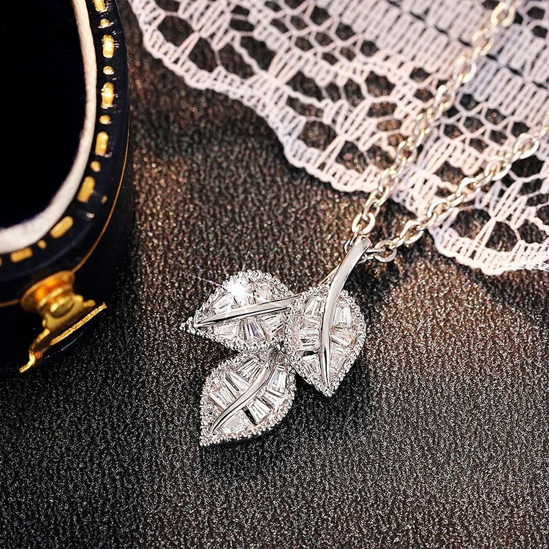 Collier baguette en argent et cristal