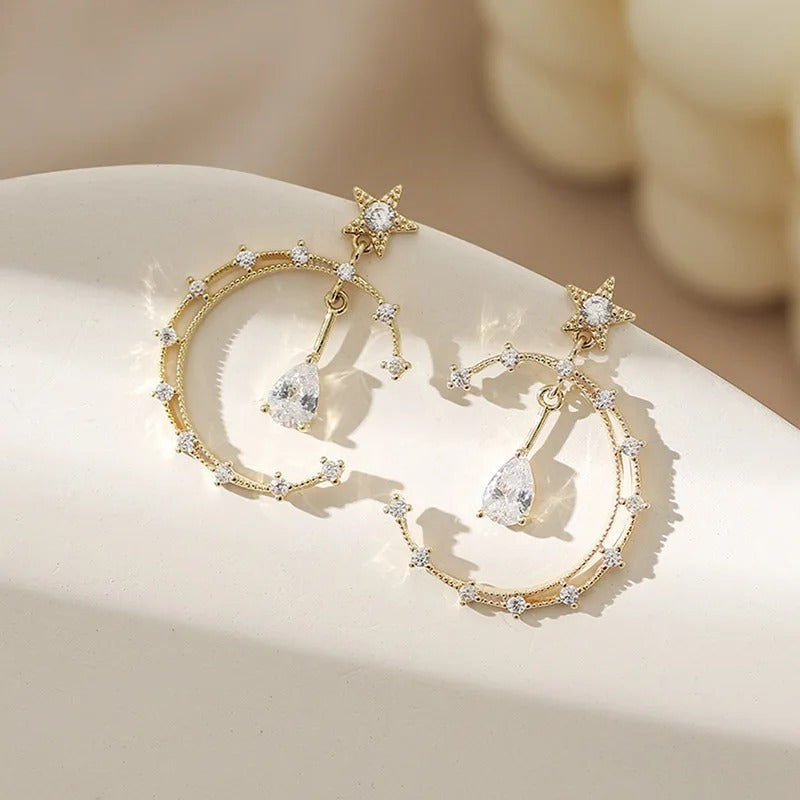 Pendientes vintage de media luna y estrella con cristales dorados