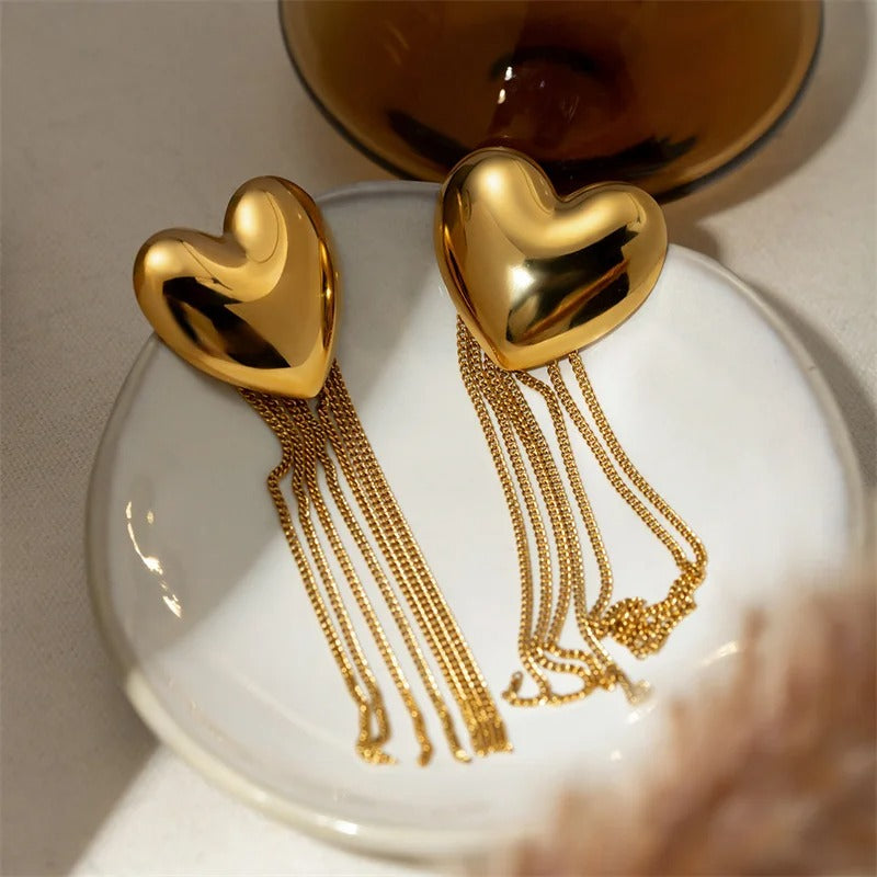 Pendientes vintage de cadena en cascada con forma de corazón dorado
