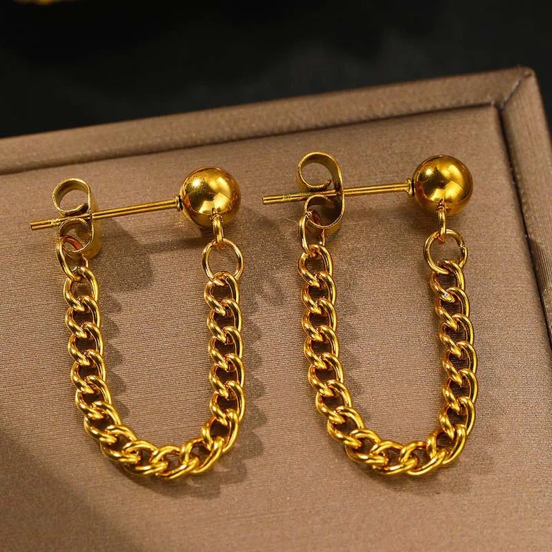 Pendientes vintage de cadena con borlas doradas