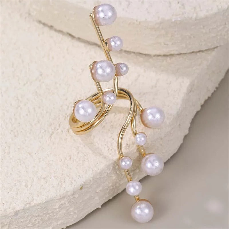 Anillo abierto vintage de oro y perlas