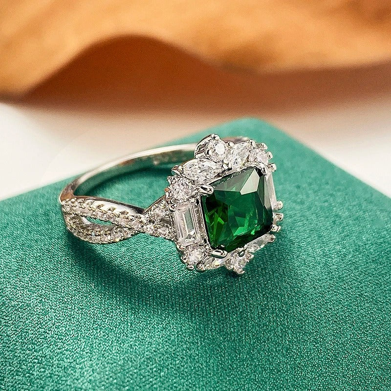Vintage Silver Green Zirconia Ring