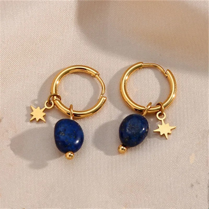 Pendientes de aro vintage con estrella dorada y dije azul
