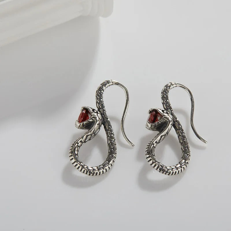 Boucles d'oreilles vintage serpent et pierre rouge