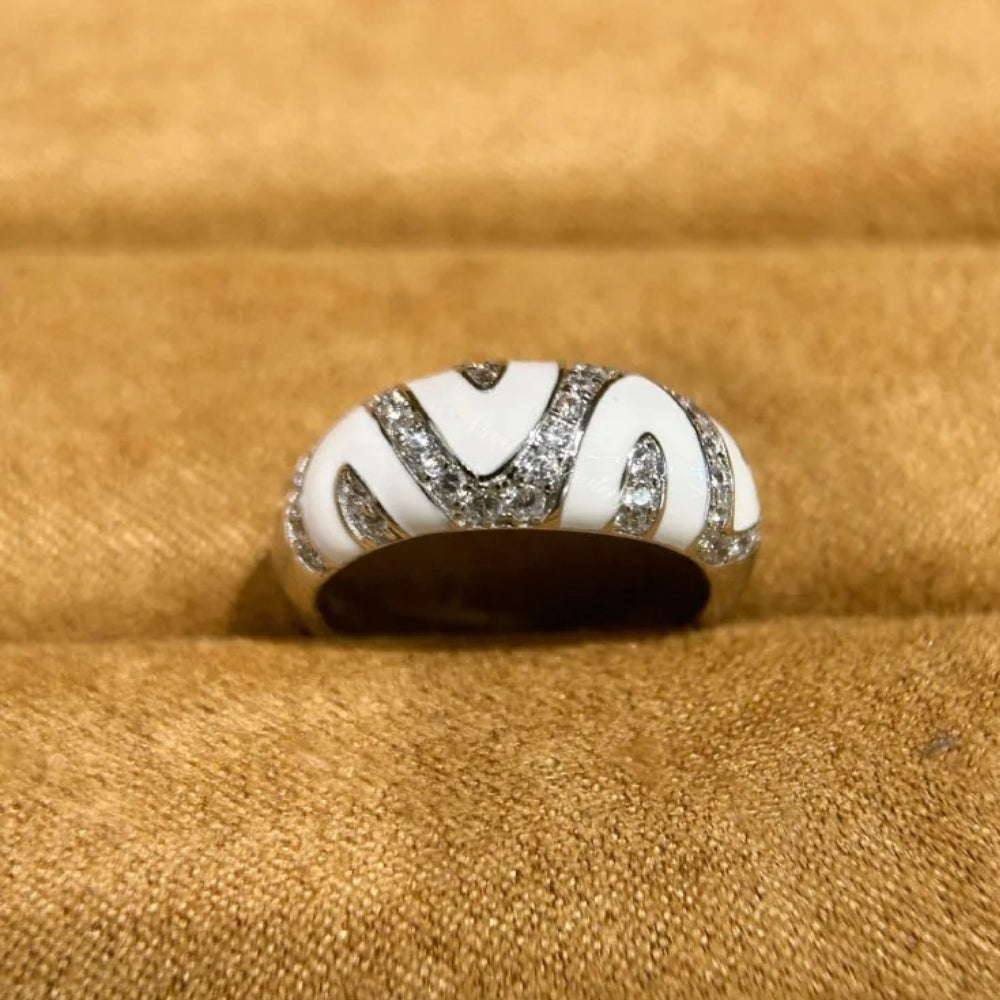 Bague ajustable vintage blanche et argentée à motif zigzag