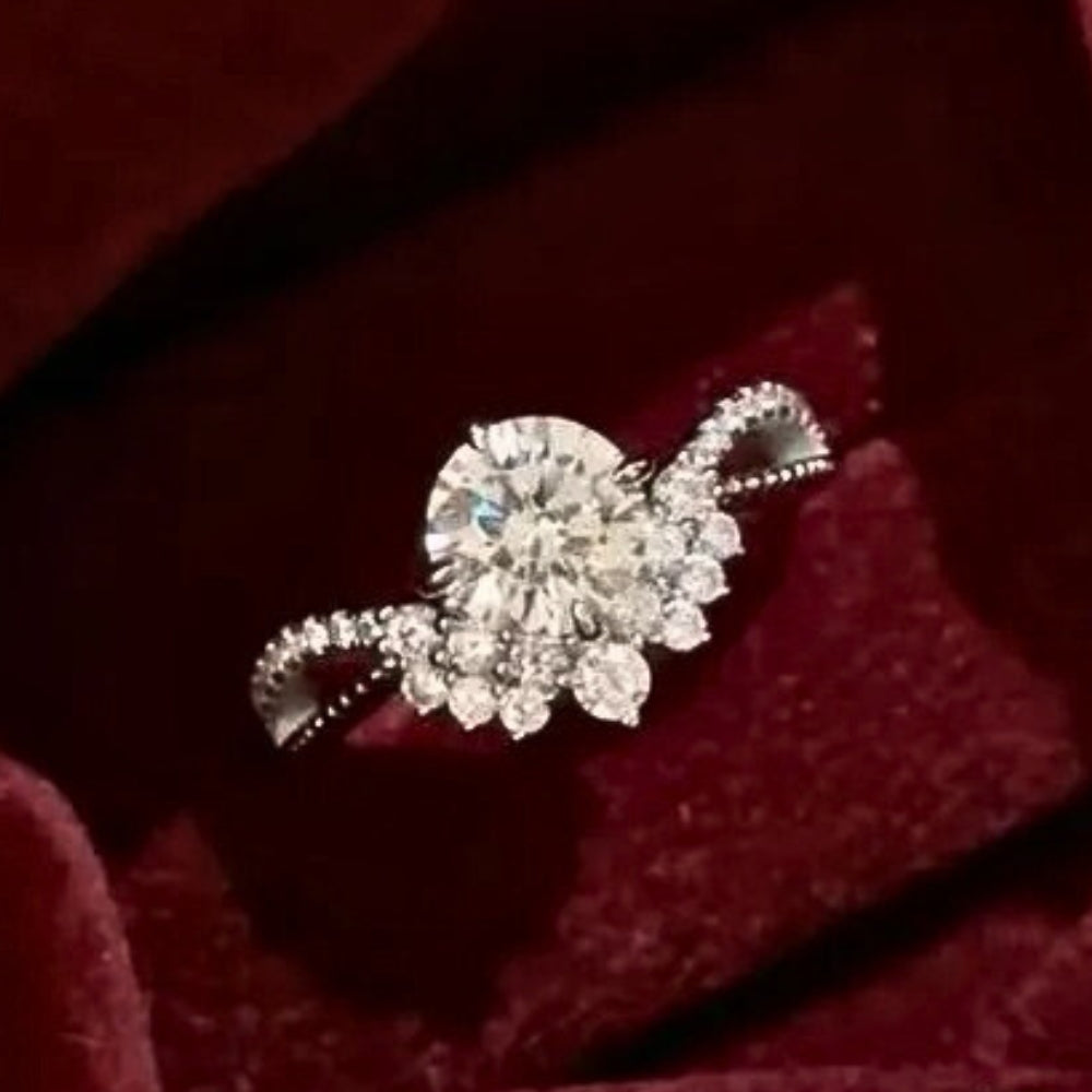 Bague ajustable classique en diamant rond incrusté