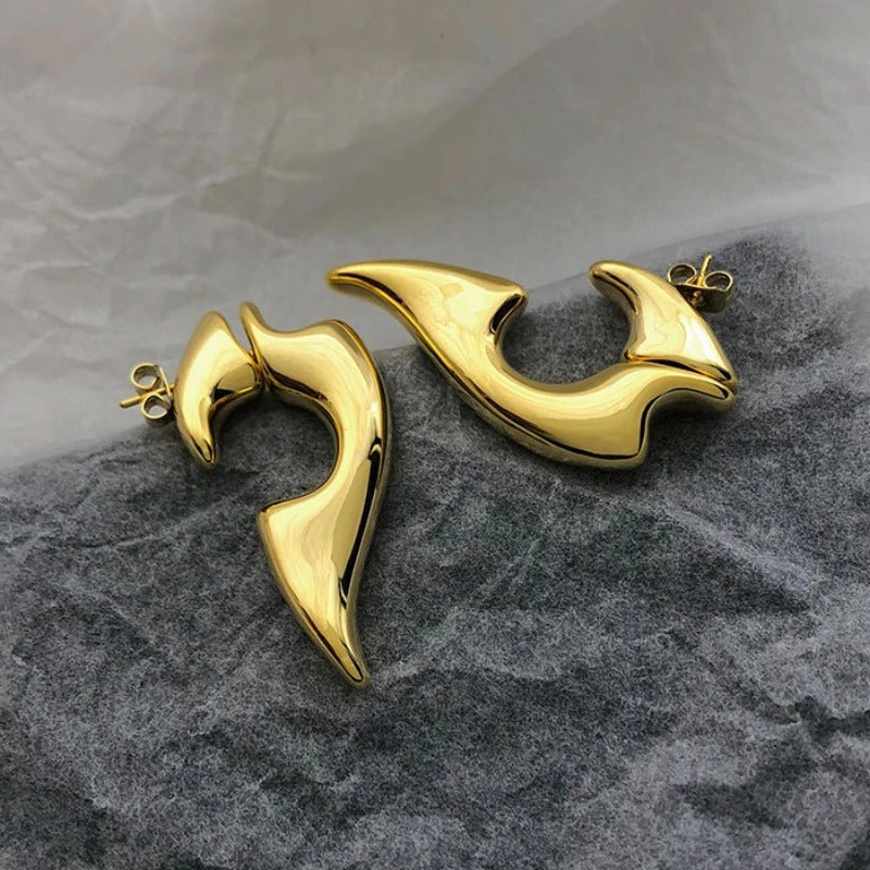 Gold Artistic Curve Earrings