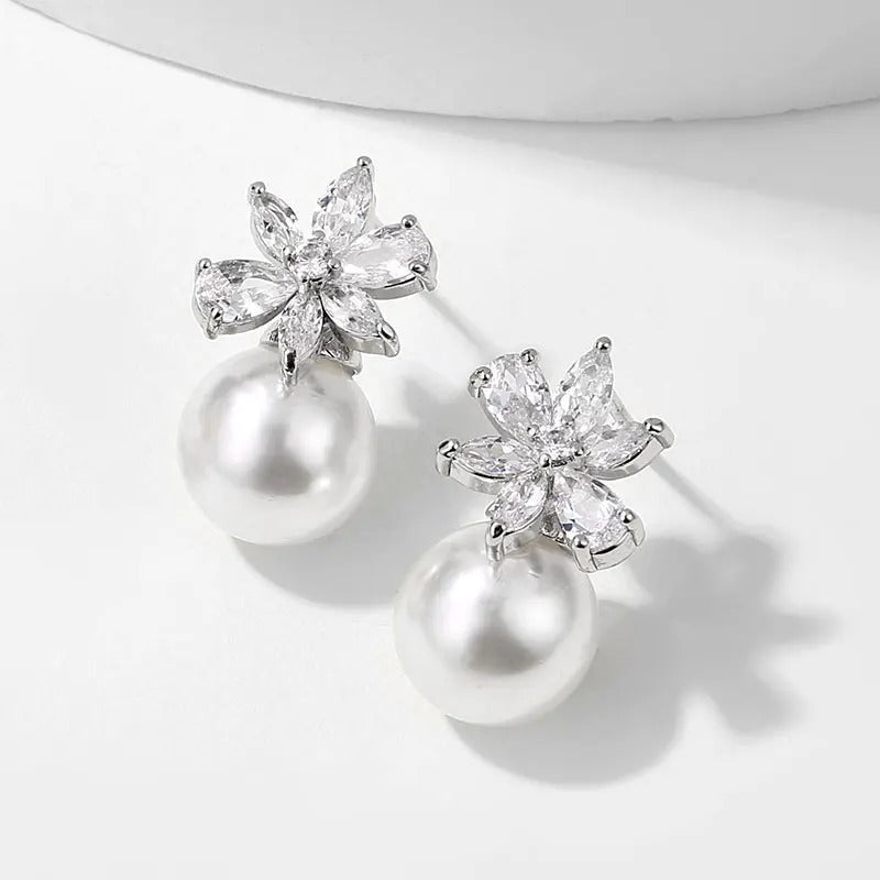 Vintage Silver Flower & Pearl Earrings