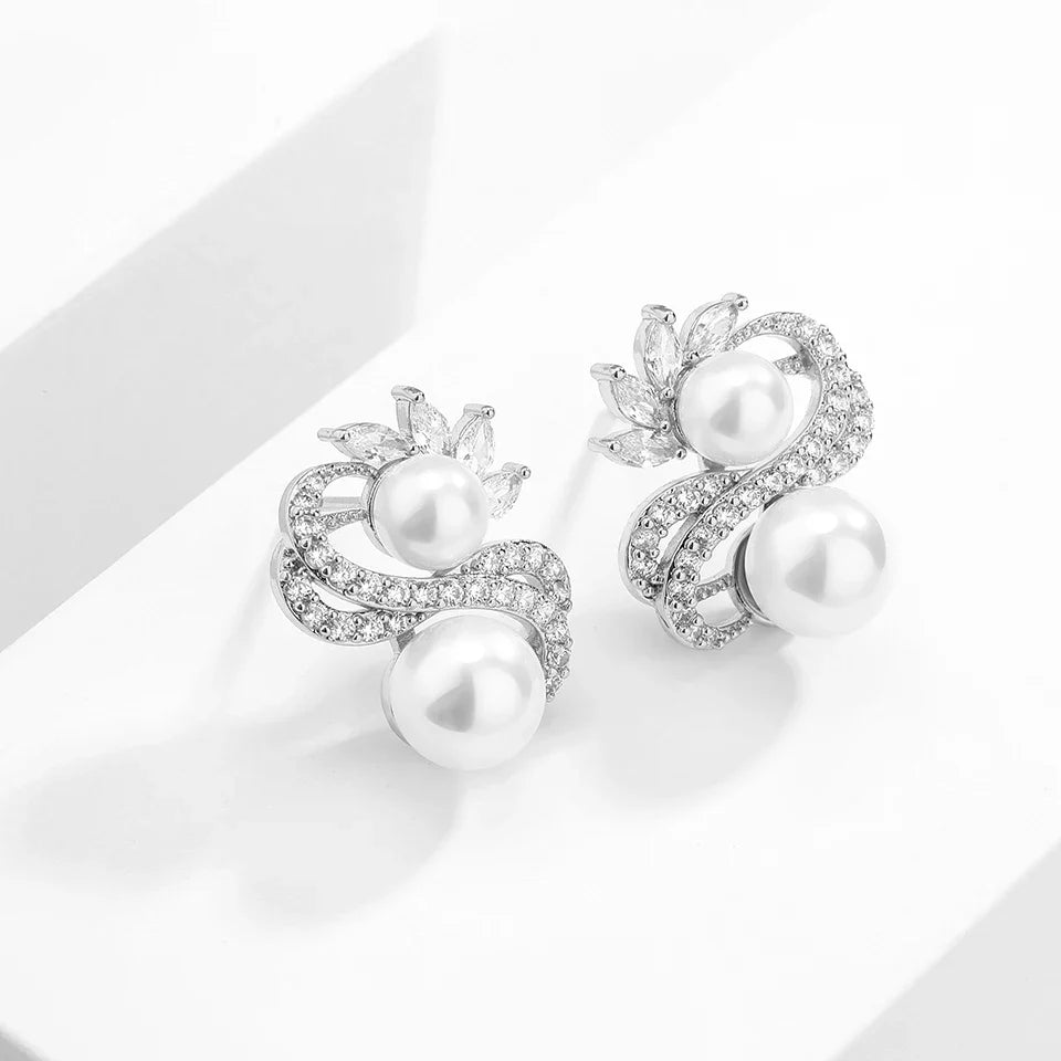 Vintage White Pearl Leaf Earrings