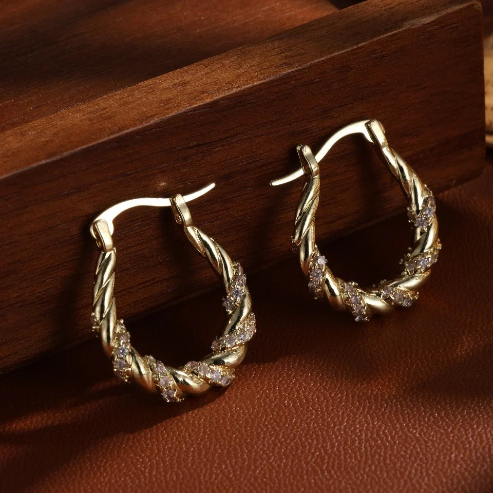 Pendientes de aro trenzados de oro vintage