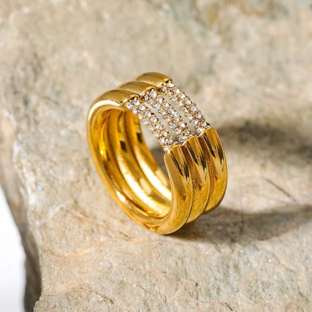 Bague vintage à trois rangées en or